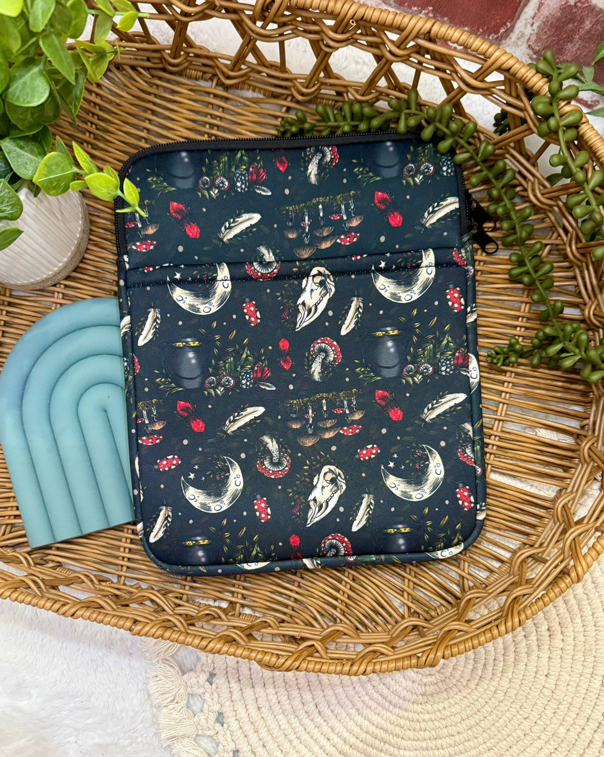 8x10 Skull Mystic Book Sleeve | Book Sleeve | Kindle Storage