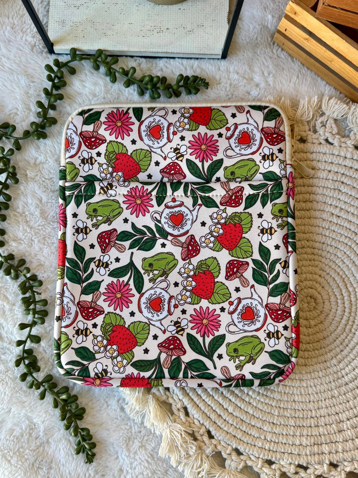 8x10 Strawberry Book Sleeve | Book Sleeve | Kindle Storage